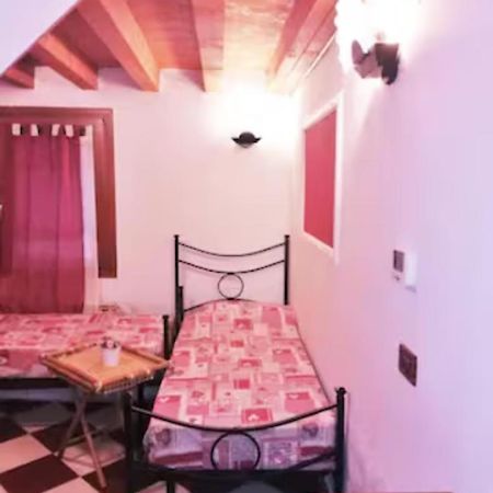Calle Dei Ormesini البندقية المظهر الخارجي الصورة