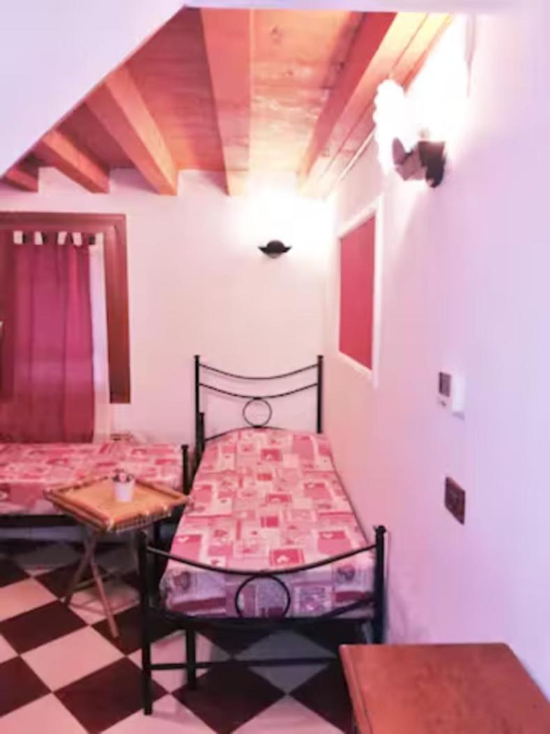 Calle Dei Ormesini البندقية المظهر الخارجي الصورة